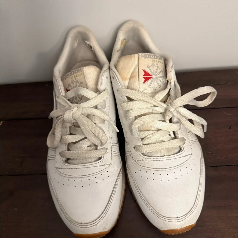 Reebok Classic Leather White Gum Sole Sneakers — Women’s 8